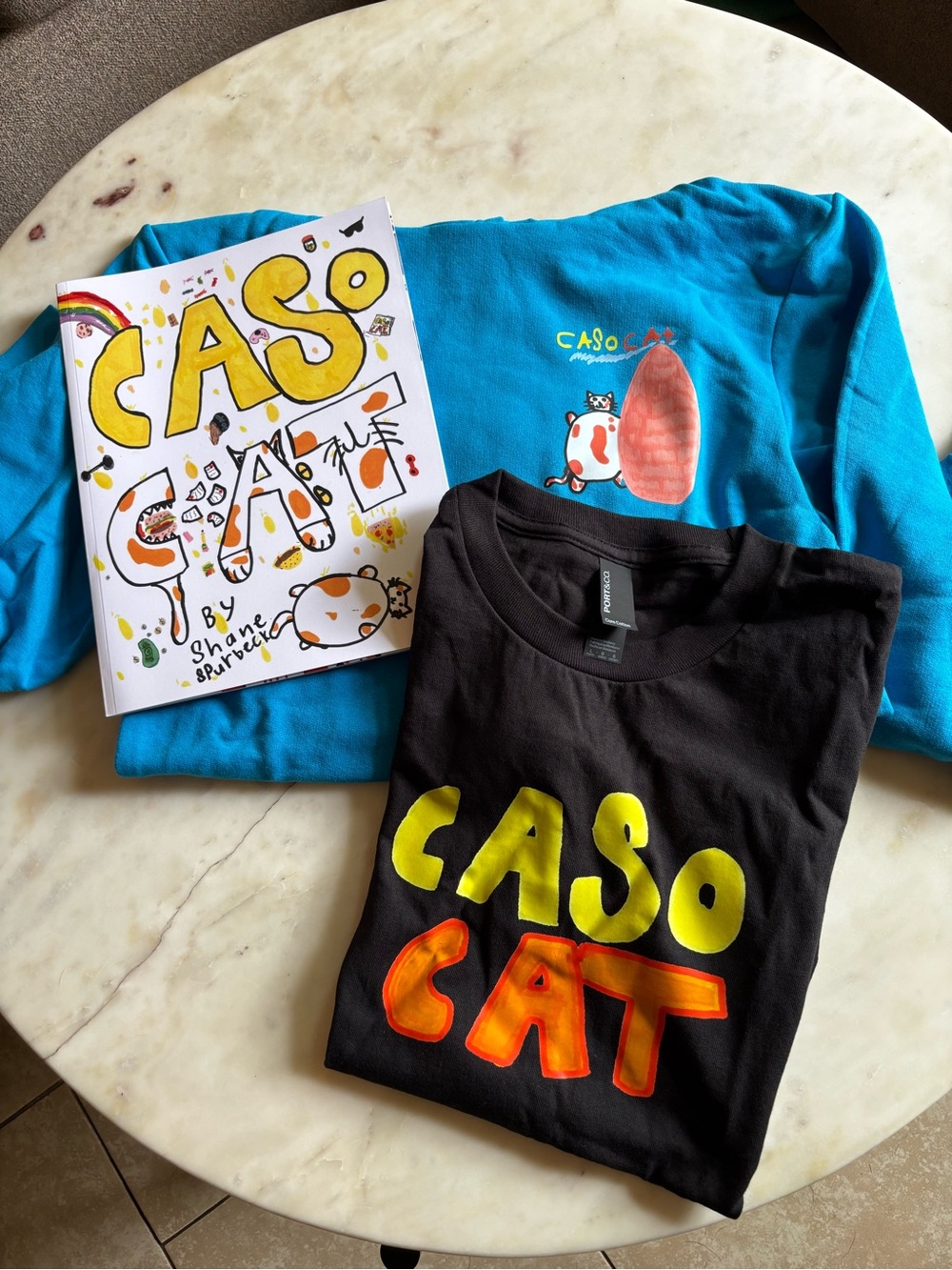 Caso Cat Youth T-Shirt Hoodie & Book 3 Piece Set
